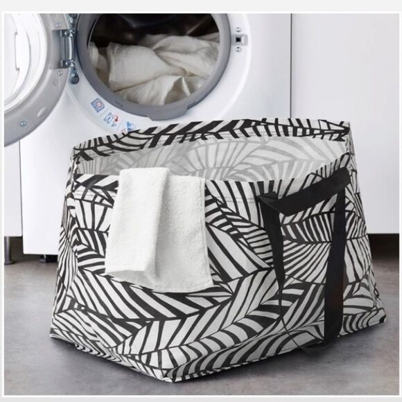 New Oversized Double-handle Black & White Tote - Picture 2 of 10